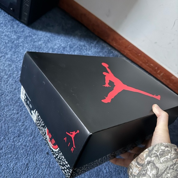 Air Jordan 3 Retro Black Cat - Picture 6 of 8